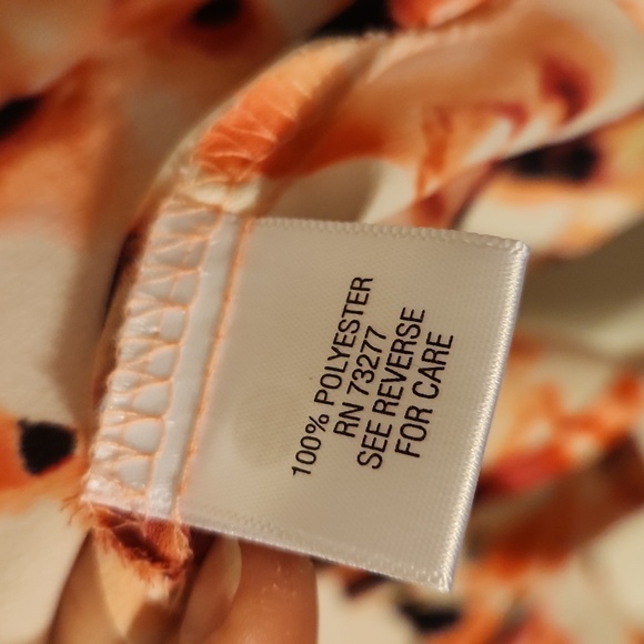 Apt 9 floral spaghetti strap top with adjustable straps. Fits flowy. Worn once - Picture 4 of 6